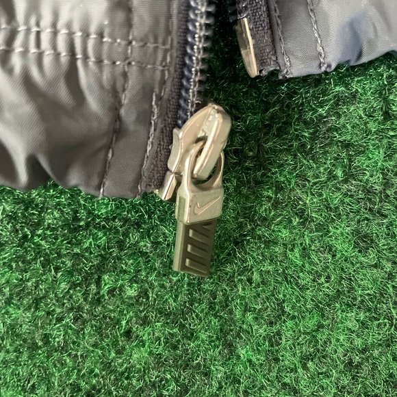 Y2K Nike Windbreaker - Picture 4 of 9